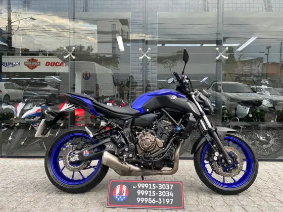 YAMAHA MT-07 ABS YAMAHA MT-07 ABS
