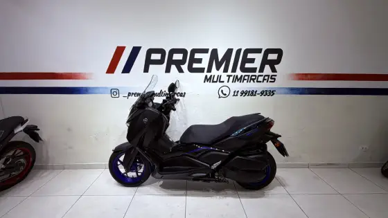 YAMAHA XMAX 300 CONNECTED ABS YAMAHA XMAX 300 CONNECTED ABS