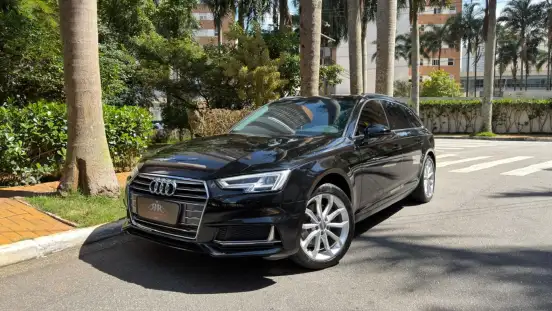 AUDI-A4-2019