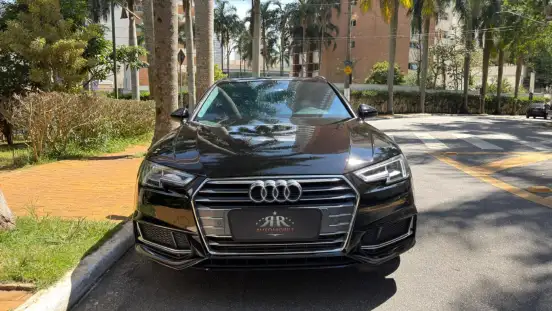 AUDI-A4-2019
