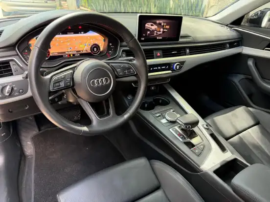 AUDI-A4-2019