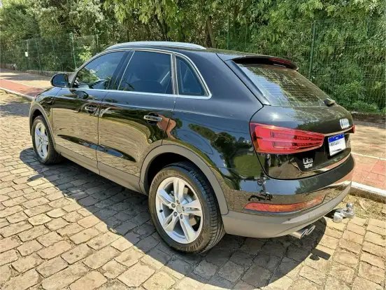AUDI-Q3-2017
