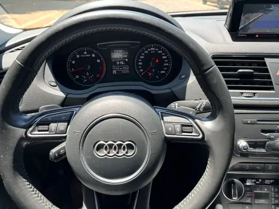 AUDI-Q3-2017
