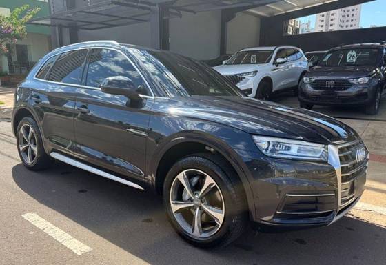 AUDI Q5 2.0 TFSI GASOLINA PRESTIGE PLUS S TRONIC