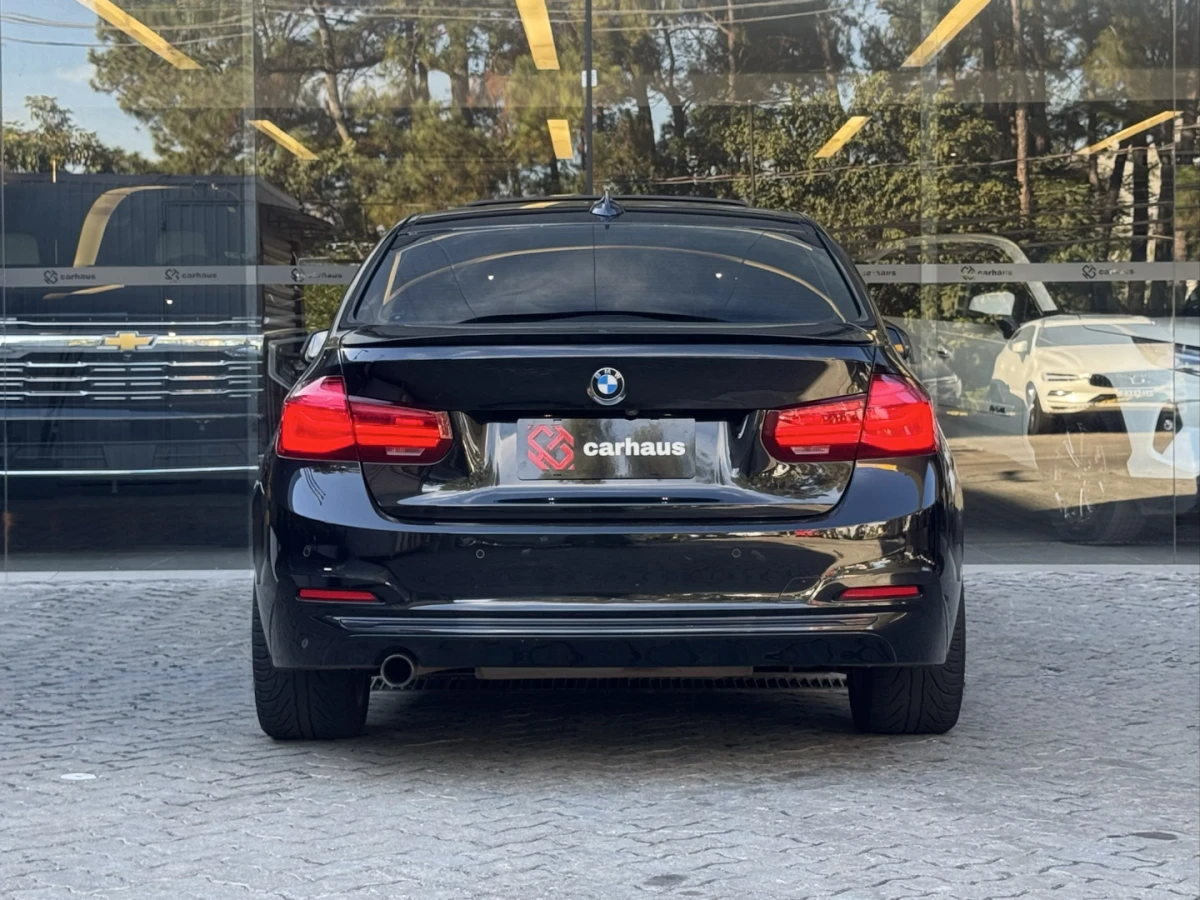 BMW 320i — foto 5