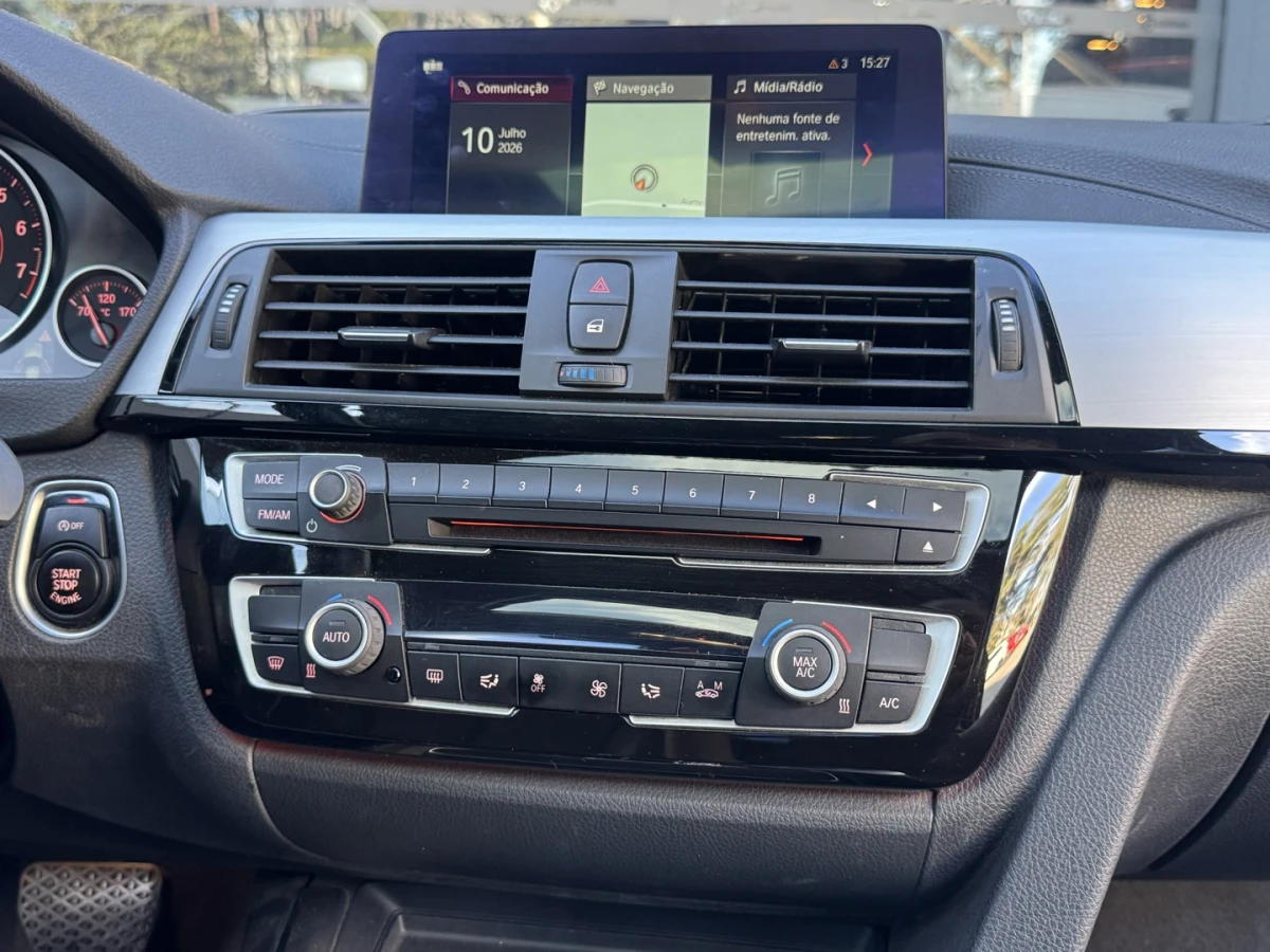 BMW 320i — foto 13