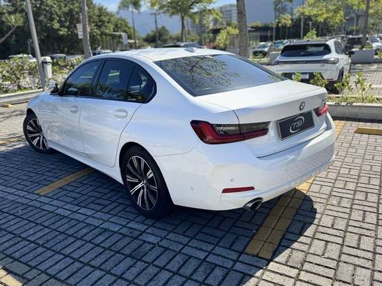 BMW-320i-2.0 16V TURBO FLEX GP AUTOMÁTICO BMW-320i-2023