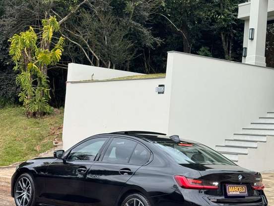BMW-330i-2.0 16V TURBO GASOLINA SPORT AUTOMÁTICO BMW-330i-2019