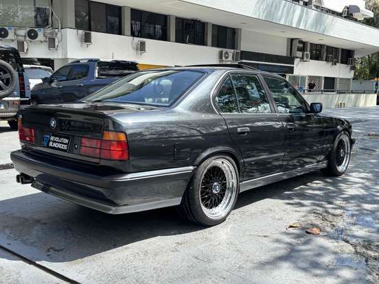 BMW-530i-3.0 SEDAN 24V GASOLINA 4P MANUAL BMW-530i-1994