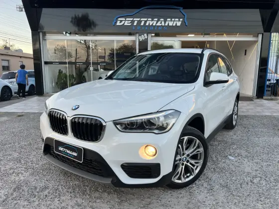 BMW X1 2.0 16V TURBO ACTIVEFLEX SDRIVE20I 4P AUTOMÁTICO BMW X1 2.0 16V TURBO ACTIVEFLEX SDRIVE20I 4P AUTOMÁTICO