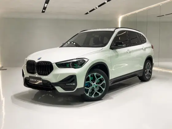BMW X1 2.0 16V TURBO ACTIVEFLEX SDRIVE20I X-LINE 4P AUTOMÁTICO BMW X1 2.0 16V TURBO ACTIVEFLEX SDRIVE20I X-LINE 4P AUTOMÁTICO