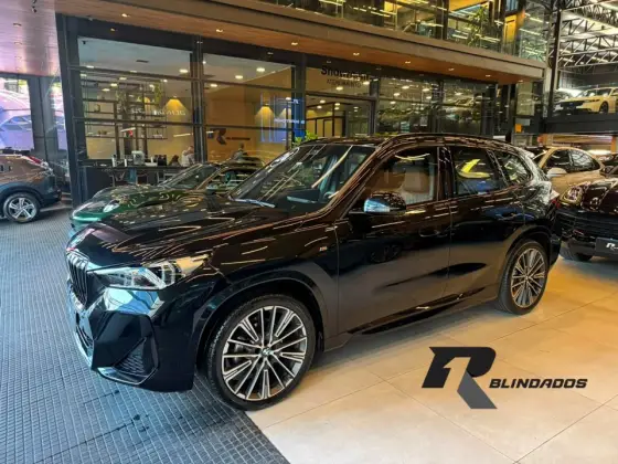BMW X1 2.0 16V TURBO GASOLINA SDRIVE20I M SPORT STEPTRONIC BMW X1 2.0 16V TURBO GASOLINA SDRIVE20I M SPORT STEPTRONIC