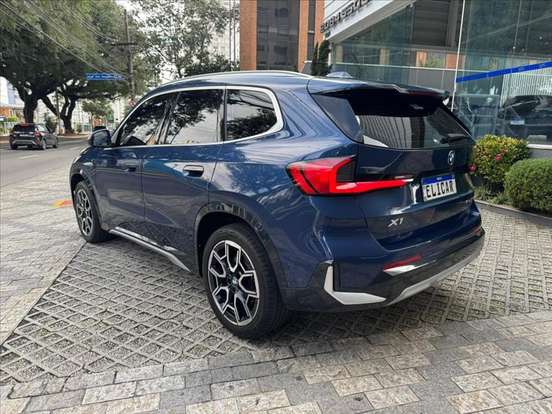 BMW-X1-2024