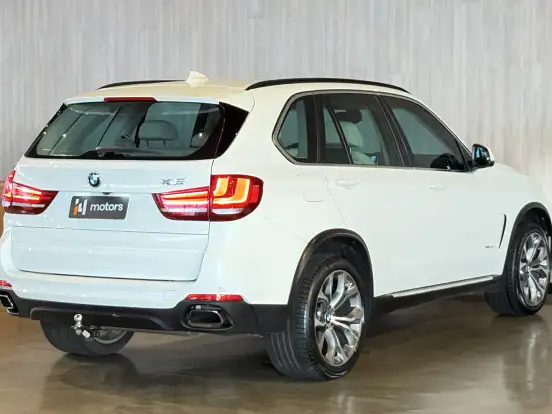 BMW-X5-3.0 4X4 30D I6 TURBO DIESEL 4P AUTOMÁTICO BMW-X5-2017