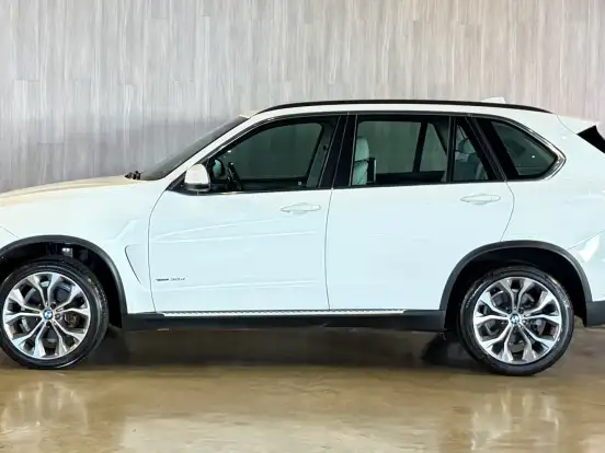 BMW-X5-3.0 4X4 30D I6 TURBO DIESEL 4P AUTOMÁTICO BMW-X5-2017