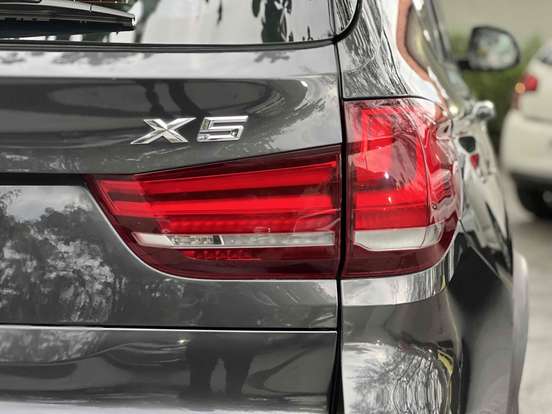 BMW-X5-3.0 FULL 4X4 35I 6 CILINDROS 24V GASOLINA 4P AUTOMÁTICO BMW-X5-2017