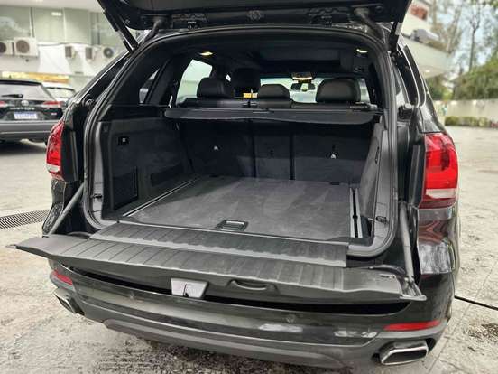 BMW-X5-3.0 FULL 4X4 35I 6 CILINDROS 24V GASOLINA 4P AUTOMÁTICO BMW-X5-2017