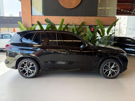 BMW-X5-3.0 I6 TURBO HÍBRIDO XDRIVE50E X-LINE AUTOMÁTICO BMW-X5-2024