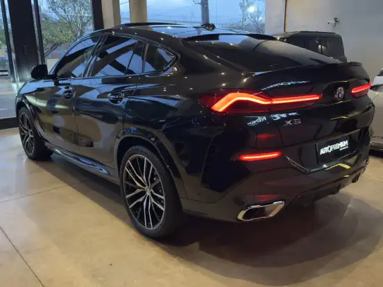 BMW-X6-3.0 TWINPOWER GASOLINA XDRIVE40I M SPORT AUTOMÁTICO BMW-X6-2023