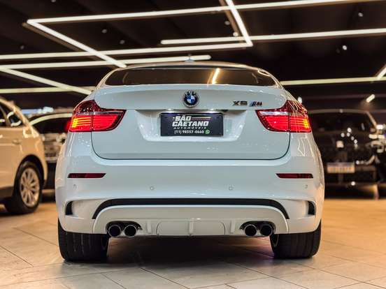 BMW-X6-4.4 M 4X4 COUPÉ V8 32V BI-TURBO GASOLINA 4P AUTOMÁTICO BMW-X6-2012