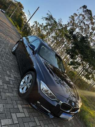 BMW-320i-2015