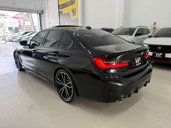BMW-320i-2.0 16V TURBO FLEX M SPORT AUTOMÁTICO BMW-320i-2023