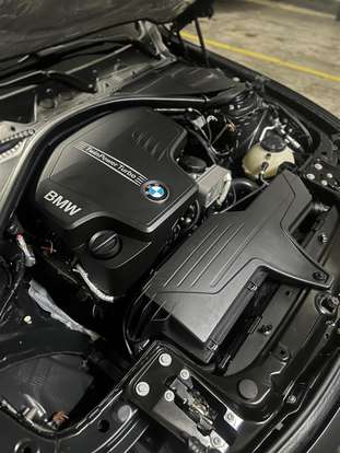 BMW-320i-2012