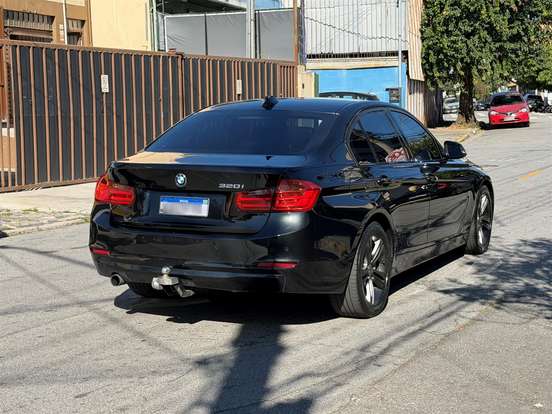 BMW-320i-2.0 SPORT GP 16V TURBO GASOLINA 4P AUTOMÁTICO BMW-320i-2012