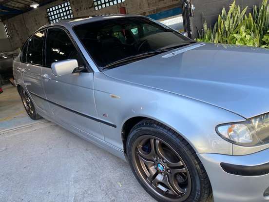 BMW-330i-3.0 SPORT SEDAN 24V GASOLINA 4P AUTOMÁTICO BMW-330i-2003
