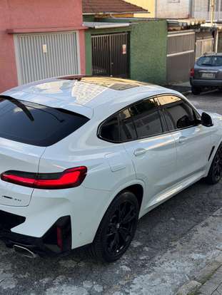 BMW-X4-2023