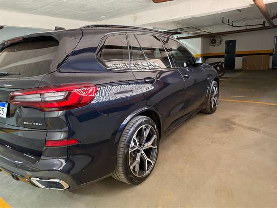 BMW-X5-2020