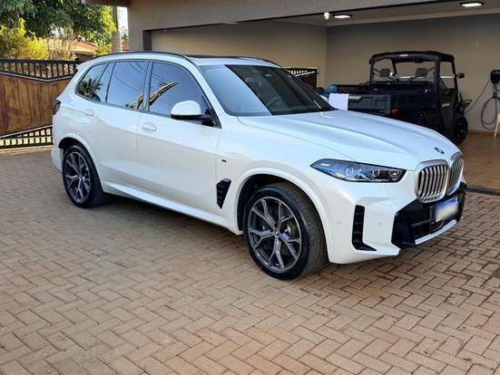BMW-X5-2024