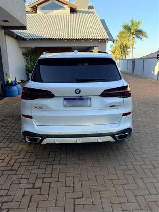 BMW-X5-2024