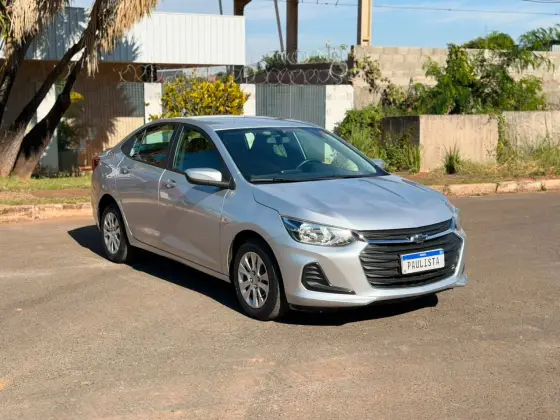 CHEVROLET ONIX 1.0 FLEX PLUS LT MANUAL CHEVROLET ONIX 1.0 FLEX PLUS LT MANUAL