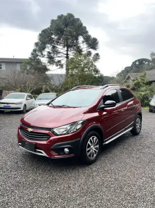 CHEVROLET-ONIX-2018