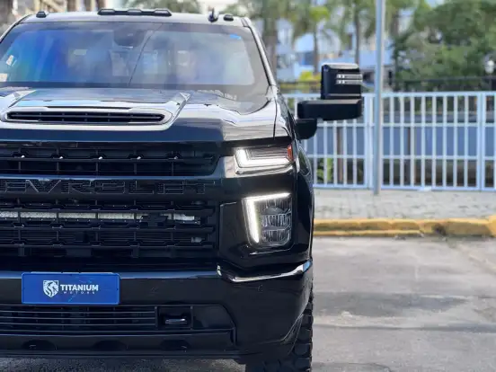 CHEVROLET-SILVERADO-6.6 V8 DURAMAX DIESEL 2500HD LTZ CHASSI 4WD AUTOMÁTICO CHEVROLET-SILVERADO-2022