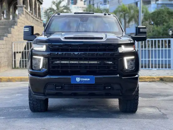CHEVROLET-SILVERADO-6.6 V8 DURAMAX DIESEL 2500HD LTZ CHASSI 4WD AUTOMÁTICO CHEVROLET-SILVERADO-2022