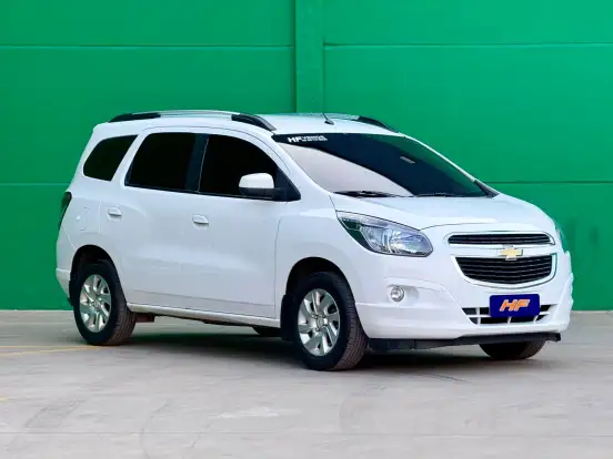 CHEVROLET-SPIN-2016