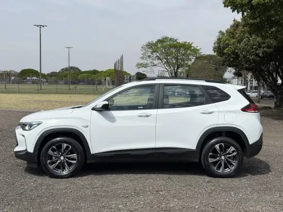 CHEVROLET-TRACKER-2021