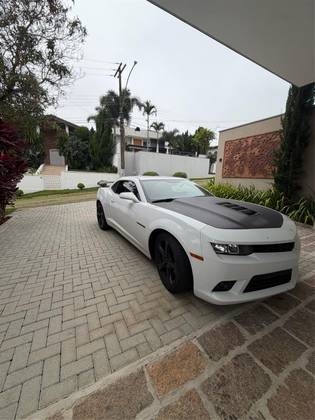 CHEVROLET CAMARO 6.2 V8 GASOLINA SS AUTOMÁTICO