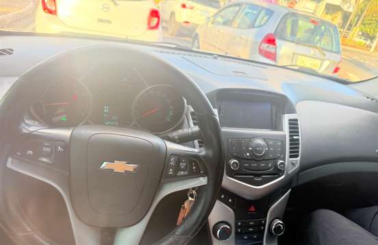 CHEVROLET-CRUZE-2013