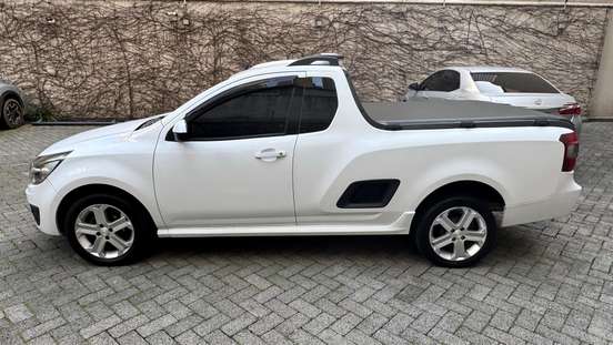 CHEVROLET-MONTANA-2014