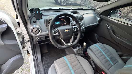 CHEVROLET-MONTANA-2014