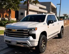 CHEVROLET SILVERADO 5.3 V8 GASOLINA 1500 HIGH COUNTRY 4X4 AUTOMÁTICO CHEVROLET SILVERADO 5.3 V8 GASOLINA 1500 HIGH COUNTRY 4X4 AUTOMÁTICO