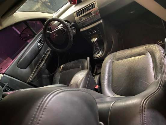CITROËN-C4-2.0 EXCLUSIVE 16V FLEX 4P AUTOMÁTICO CITROËN-C4-2011