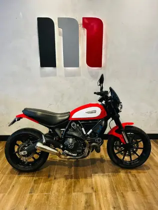 DUCATI SCRAMBLER ICON 