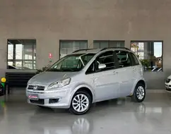 FIAT IDEA 1.4 MPI ATTRACTIVE 8V FLEX 4P MANUAL FIAT IDEA 1.4 MPI ATTRACTIVE 8V FLEX 4P MANUAL