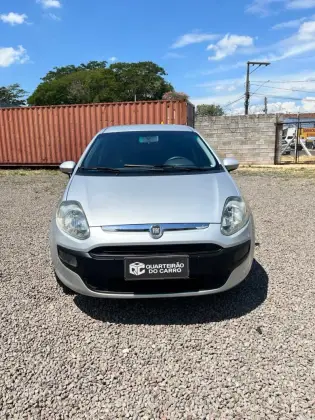 FIAT PUNTO 1.4 ATTRACTIVE 8V FLEX 4P MANUAL FIAT PUNTO 1.4 ATTRACTIVE 8V FLEX 4P MANUAL