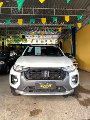 FIAT STRADA 1.0 TURBO 200 FLEX RANCH CD CVT FIAT STRADA 1.0 TURBO 200 FLEX RANCH CD CVT
