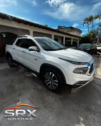 FIAT TORO 2.0 16V TURBO DIESEL RANCH 4WD AT9 FIAT TORO 2.0 16V TURBO DIESEL RANCH 4WD AT9